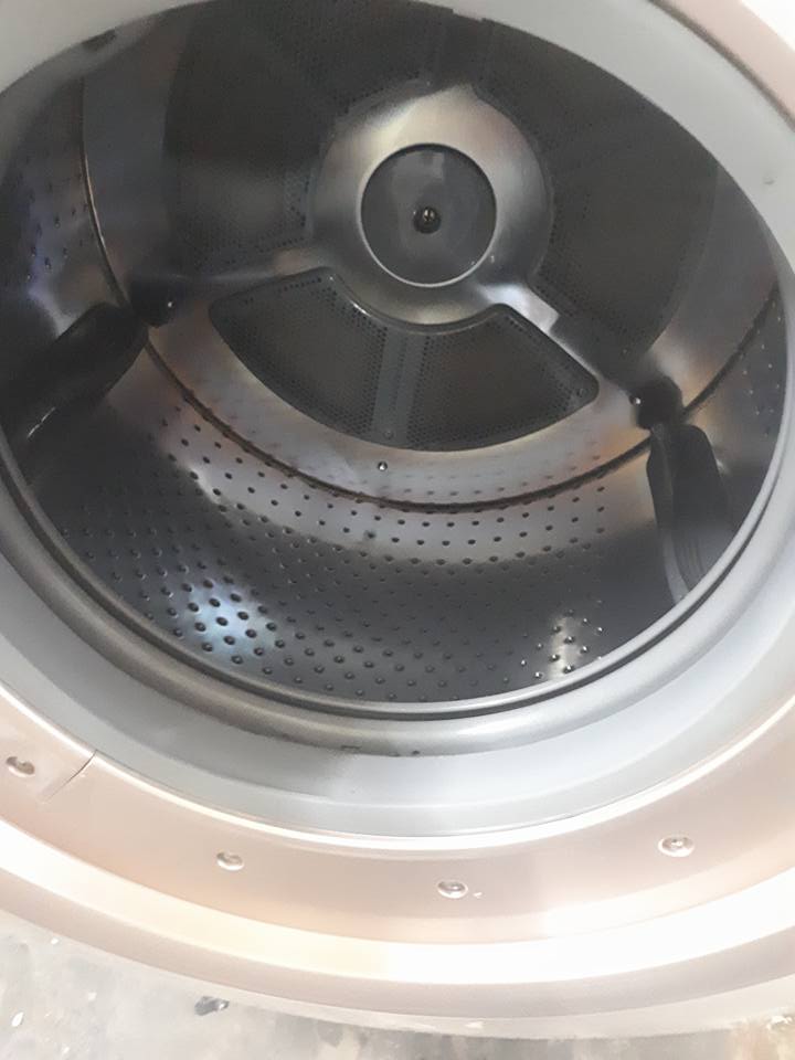 máy giặt TW- Z9200L cân bằng phuộc điện tử